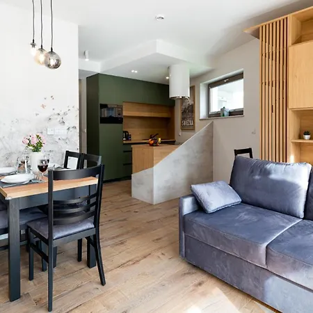 Good Time - Stone Hill Iv Apartman