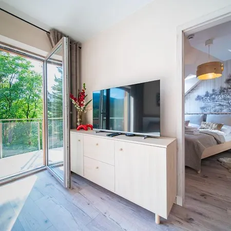 Good Time - Stone Hill Iv Daire